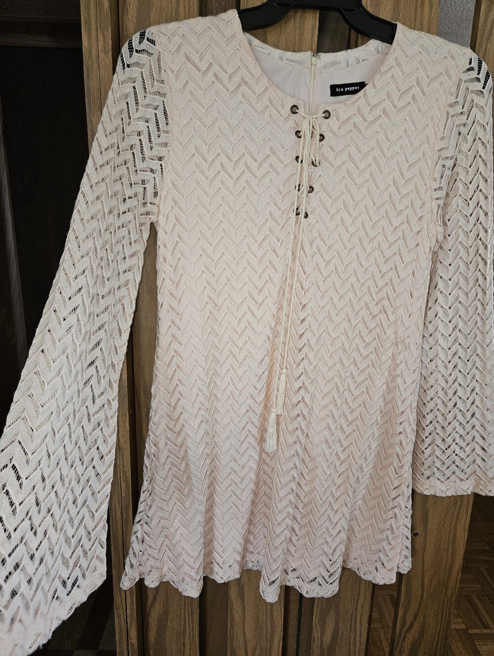 Blu Pepper Sz L Crochet Mini Dress/Featuring Bell Sleeves & Lace Up Neckline